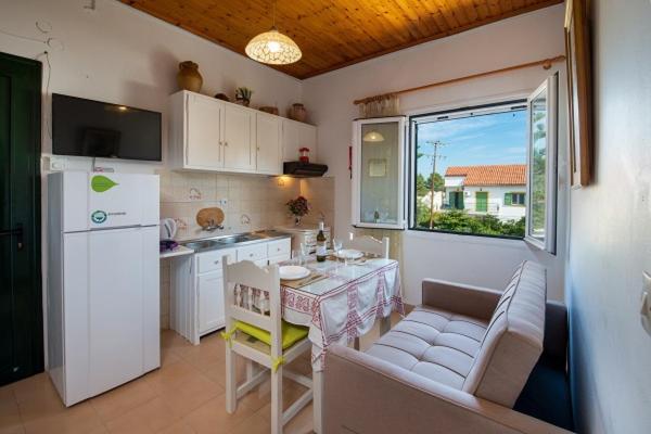 Arthur House Longos  Экстерьер фото